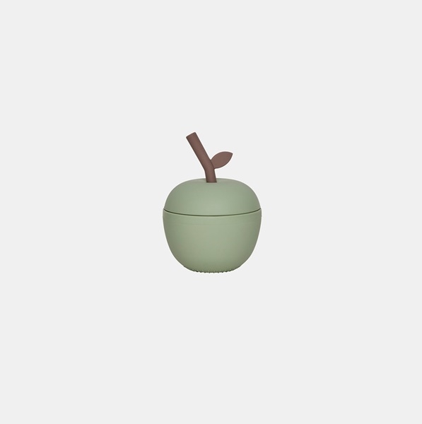 Apple cup - Æble krus med sugerør i silikone mint fra OYOY